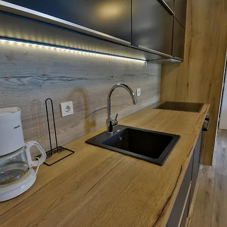 Apartment 10 In Petrac
